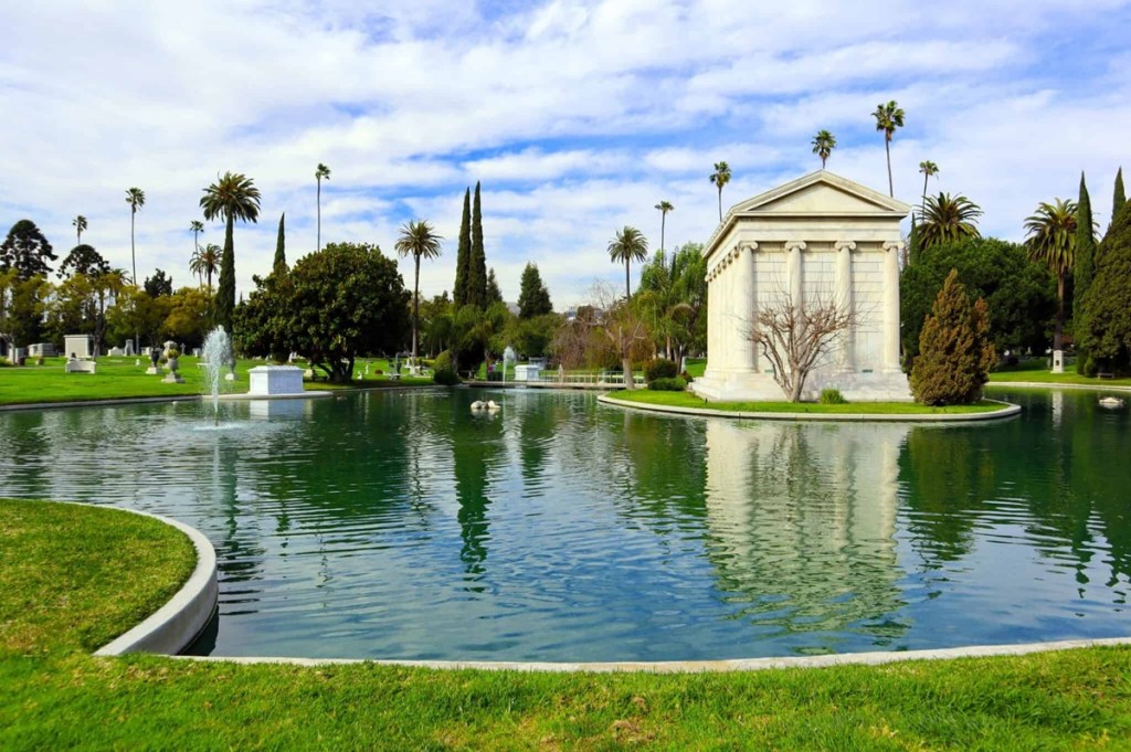 cemeteries in Southern California